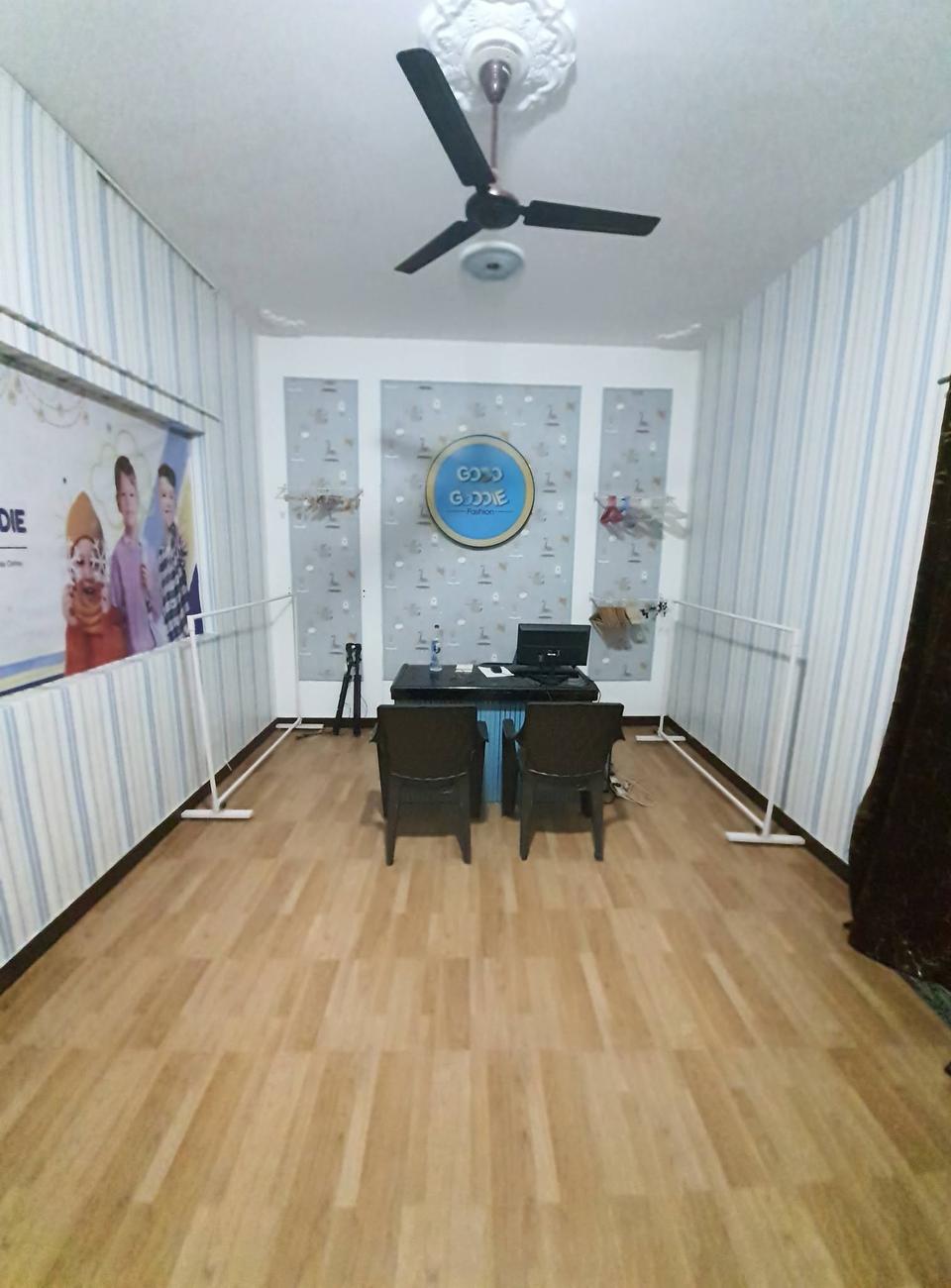 Photo 2